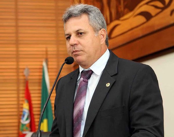 Lourival Marques destaca reunião com representantes de cartórios