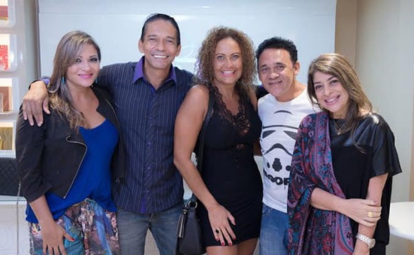 Kelly Kley, Luiz Theodoro, Inês de Oliveira, Nonato Viana e Jackie Pinheiro na inauguração da loja conceito do Boticário, na Galeria Meta.