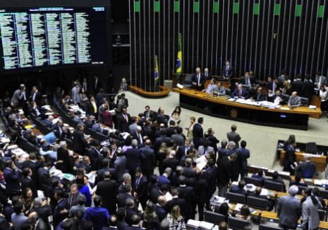 Em primeira semana de votação, Câmara já decidiu sobre cinco temas da reforma política 1 Em primeira semana de votação, Câmara já decidiu sobre cinco temas da reforma política