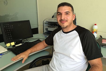 Agente fiscal do Procon Acre, Rommel Queiroz. (Foto: Brenna Amâncio/ A GAZETA)