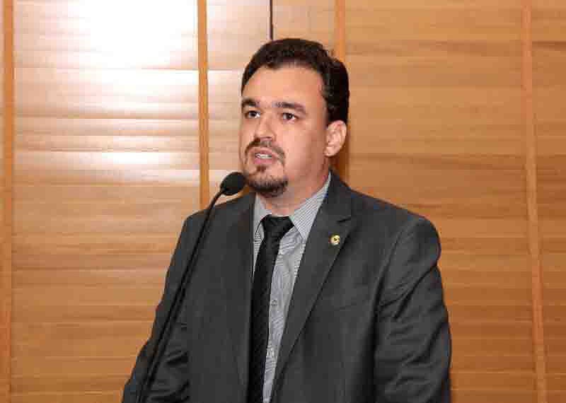 Zen questiona porque Vagner Sales se ausentou por 138 dias da prefeitura do município 1 Zen questiona porque Vagner Sales se ausentou por 138 dias da prefeitura do município