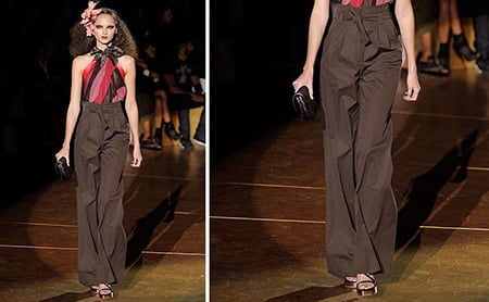 GAZETA ESTILO: "A calça clochard está de volta!" 5 Para não achatar a silhueta, coordene com um sapato na mesma tonalidade da calça