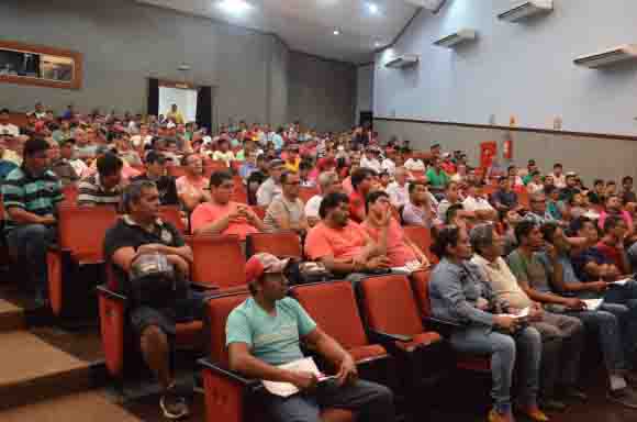 Detran realiza quarto leilão de veículos apreendidos de 2015