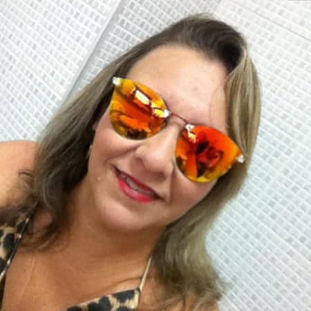 Arraiá 5 Meu bom dia especial vai para a querida Claudia Souza, excelente colunista social e futura advogada que com muita maestria comandou esse Espaço durante minha ausência. Obrigada Claudinha. Valeu!