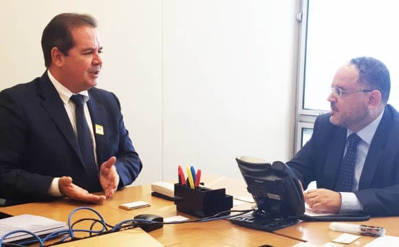 Tião Viana busca parceria com o BNDES para desenvolvimento do Acre 1 Governador se encontrou com diretor José Henrique Paim para tratar da aplicação de fundos de investimento no Estado. (Foyto: Secom)