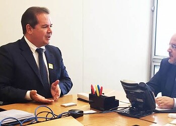 Governador se encontrou com diretor José Henrique Paim para tratar da aplicação de fundos de investimento no Estado. (Foyto: Secom)