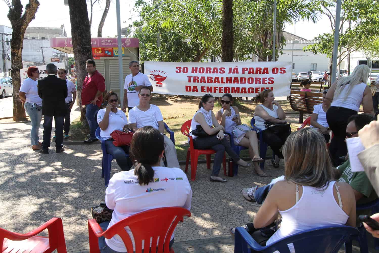 Rio Branco é invadida pelas greves 2 Greve dos Enfermeiros - OL (1)