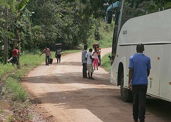Mais de 900 haitianos vão ser transportados do Acre para São Paulo nos próximos 2 meses