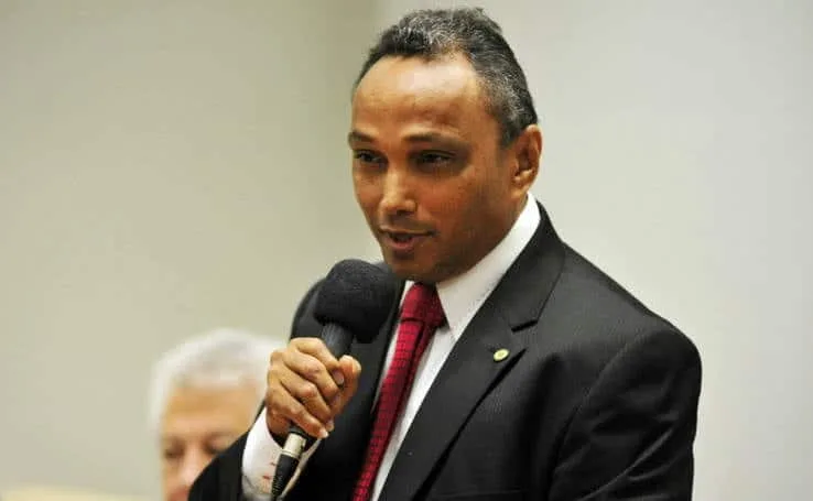 Sibá critica a possibilidade de votar PEC da Redução da Maioridade Penal até o final do mês