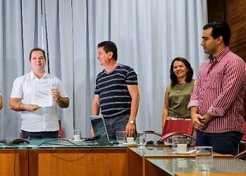 Tião Viana ressalta mais proteção aos empresários, além da cobrança justa do ICMS