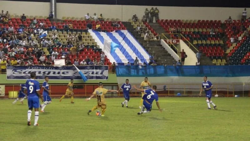Atlético e Galvez têm quatro confrontos na Arena: nenhuma vitória celeste. (Foto: Duaine Rodrigues)