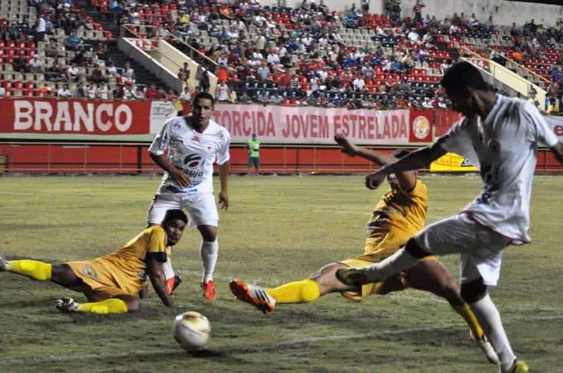 Rio Branco saiu na frente e está perto do bicampeonato acreano. (Foto: Manoel Façanha)