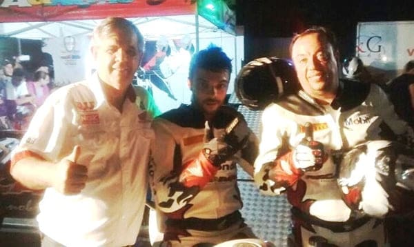 FORÇA E AÇÃO - Empresário Osvaldo Dias e os pilotos Dentinho e Caio Culias durante a apresentação do grupo Força e Ação em Rio Branco. O evento foi promovido pelo Grupo Star no último sábado no Arena da Floresta.   