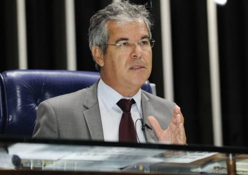 Senador repudia pesquisa na qual afirma que projeto de Ferrovia Bioceânica é inviável 1 Senador repudia pesquisa na qual afirma que projeto de Ferrovia Bioceânica é inviável