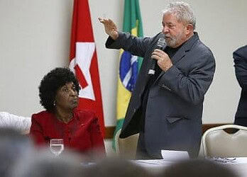 Ex-presidente Lula pede Partido dos Trabalhadores permaneça unido em defesa do governo