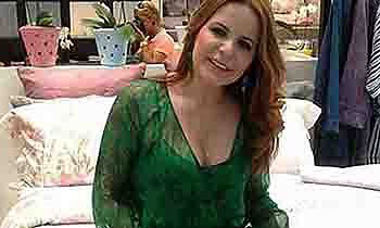 A empresária Charlene Lima sempre bela