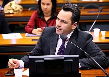 Deputados federais debatem preço de passagem aérea para o Acre