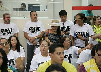 A categoria está em greve desde o início da semana. (Foto: Odair Leal/ A GAZETA)