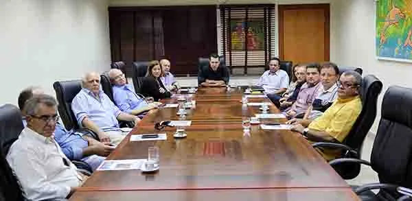 Empresários pediram apoio dos deputados estaduais. (Foto: Assessoria)