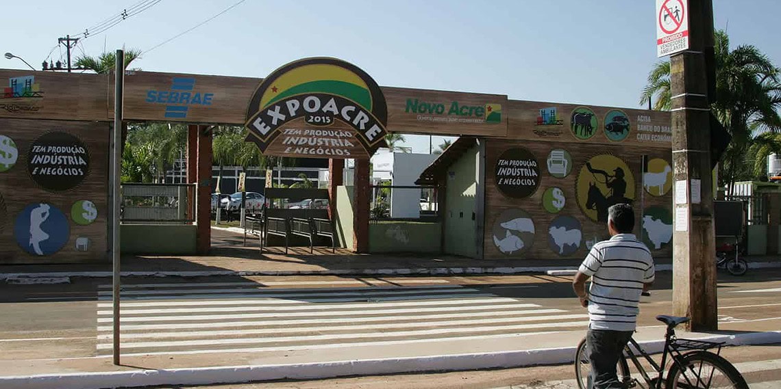 Abertura ao público dos estandes de exposição, dos setores de 
gastronomia, atividades de negócios e entretenimento ocorre às 18h. (Foto: Odair Leal/ A GAZETA)