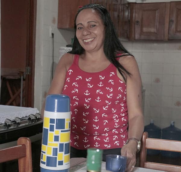 Há 26 anos na mesma casa, ela recebe todos os direitos. (Foto: Anne Nascimento/ A GAZETA)