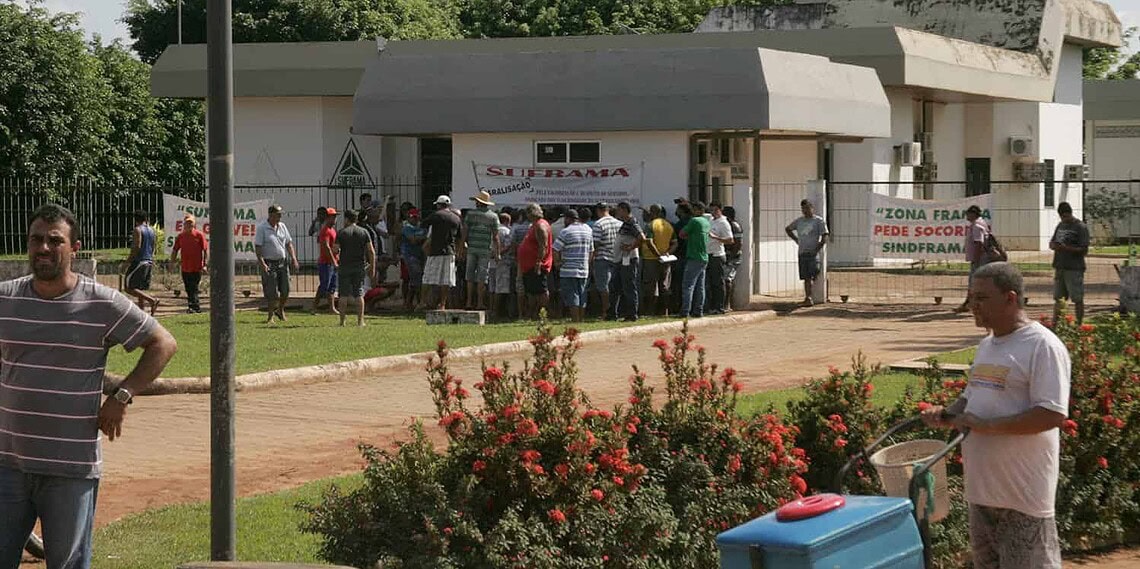 Votação que definiria o fim da greve da Suframa é adiada para dia 14
