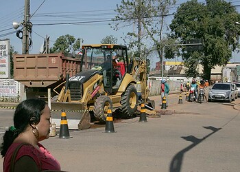 Por obras de saneamento, Depasa interdita ruas no Segundo Distrito