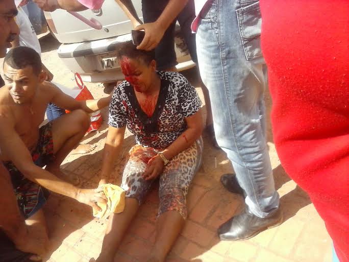 Acidente entre carro e bicicleta fere quatro pessoas 2