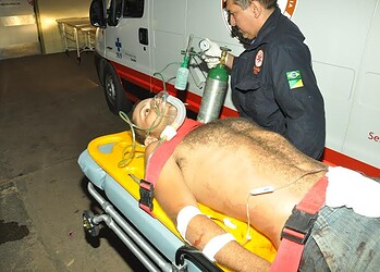 Bebedeira termina em tentativa de morte