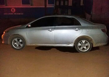 Polícias recuperam veículos roubados que tinham como destino a Bolívia