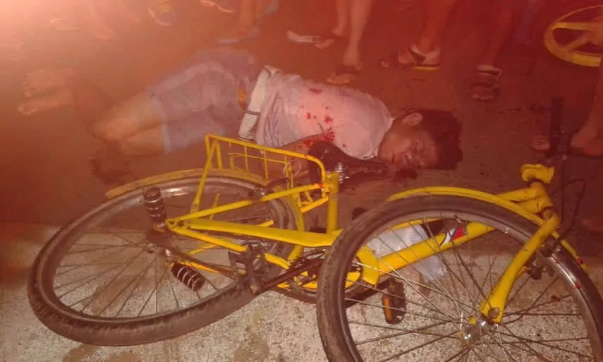 Ciclista sofre acidente na Avenida Amadeo Barbosa 1 Ciclista ficou com várias escoriações e fraturas na perna