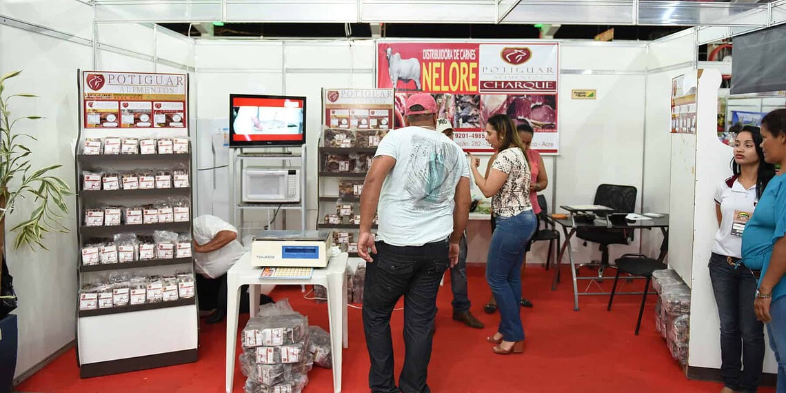 Lançamentos empresariais movimentam os visitantes da Expoacre