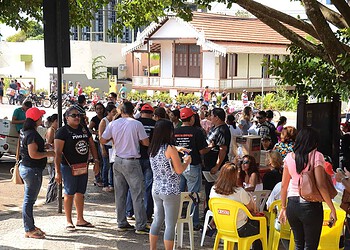 Professores estão em greve deste o dia 17 de junho. (Foto: Odair Leal/ A GAZETA)