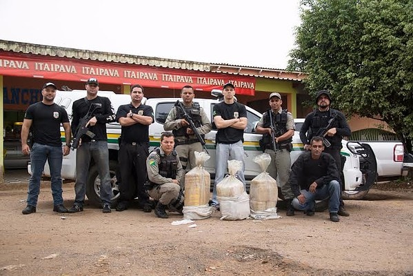 Polícias Federal e Militar apreendem mais de 50 quilos de cocaína na BR-364