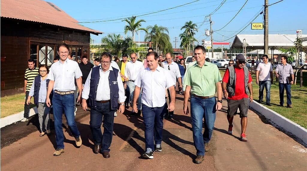 Tião Viana acompanha ajustes finais para a realização da Expoacre 2015