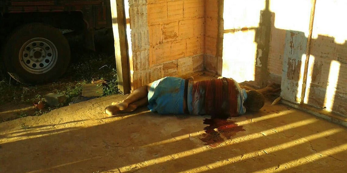 Sargento aposentado da PM é encontrado morto com mais de 17 facadas