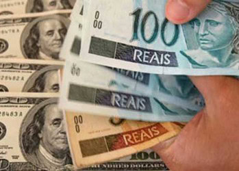 Após aumento do dólar, população acreana opta por rotas nacionais