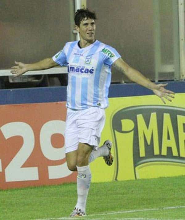 Ex-Vitória e Treze, Giancarlo acerta com o Rio Branco 1 Giancarlo vestiu a camisa do Macaé no Carioca deste ano