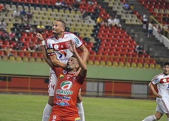 Única derrota do Estrelão em casa na D foi contra o Princesa, há quase um ano