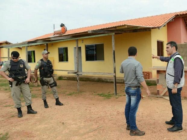 Morador é autuado após tentar vender casa popular na internet 2 Caso seja comprovado o crime, o morador pode perder imóvel. (Foto: Divulgação)