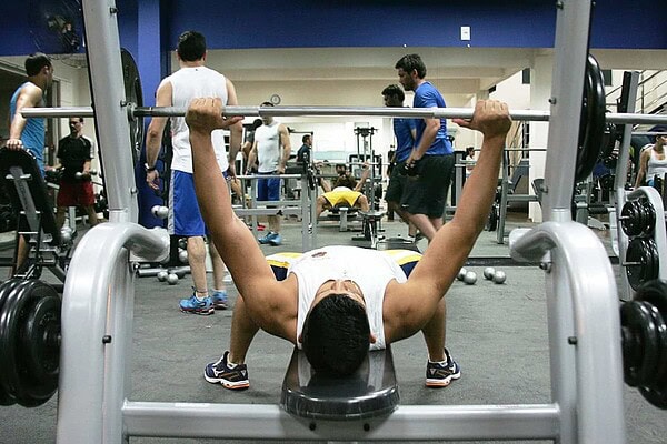 Fux suspende autorização para academias reabrirem em dois estados