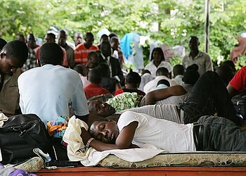 Refugiados haitianos
BRASILEIA, ACRE, 23-01-2014 ? Mais de 1,2 mil que estão nesse momento no abrigo improvisado na Brasileia, distante 220 km da capital Rio Branco. Causa preocupação aos órgãos governamentais. A proposta de fechamento da fronteira.O prob