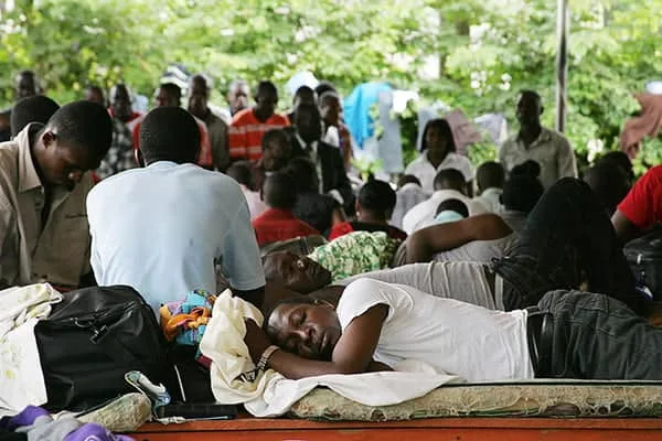 Com o vencimento dos visto concedidos aos imigrantes, Conselho Nacional de Imigração renova concessão 1 Refugiados haitianos
BRASILEIA, ACRE, 23-01-2014 ? Mais de 1,2 mil que estão nesse momento no abrigo improvisado na Brasileia, distante 220 km da capital Rio Branco. Causa preocupação aos órgãos governamentais. A proposta de fechamento da fronteira.O prob