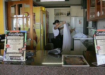Restaurante Cia do Marisco apostou em apresentações musicais alternativas ao sertanejo para atrair público. (Foto: Odair Leal/ A GAZETA)