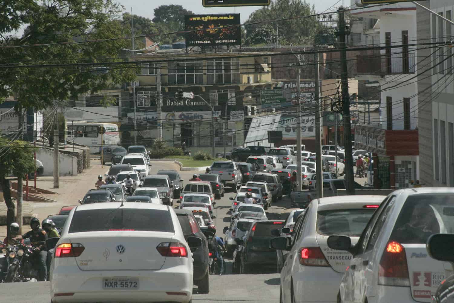 População reclama da falta de agentes de trânsito durante apagão 2 Apagão - OL (2)