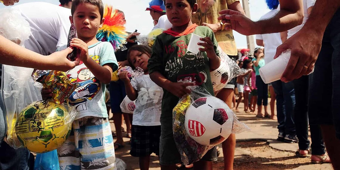 Projeto Criança Feliz promove grande bazar solidário neste sábado 1 Projeto Criança Feliz promove grande bazar solidário neste sábado