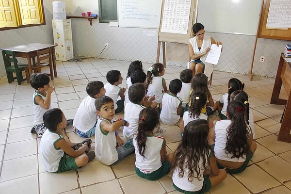 Governo do Estado anuncia fim da greve dos servidores da educação