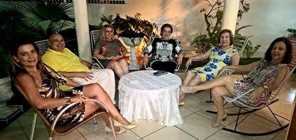 Participando 2 Da esquerda para a direita esta colunista, Vagno Di Paula, Gisele e Gisélia Mubárac, Flávia e Isabel Barros