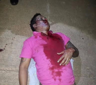 Homem é executado a tiros na frente da namorada