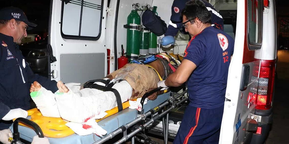 Homem atropelado na BR-364 e fica em estado grave